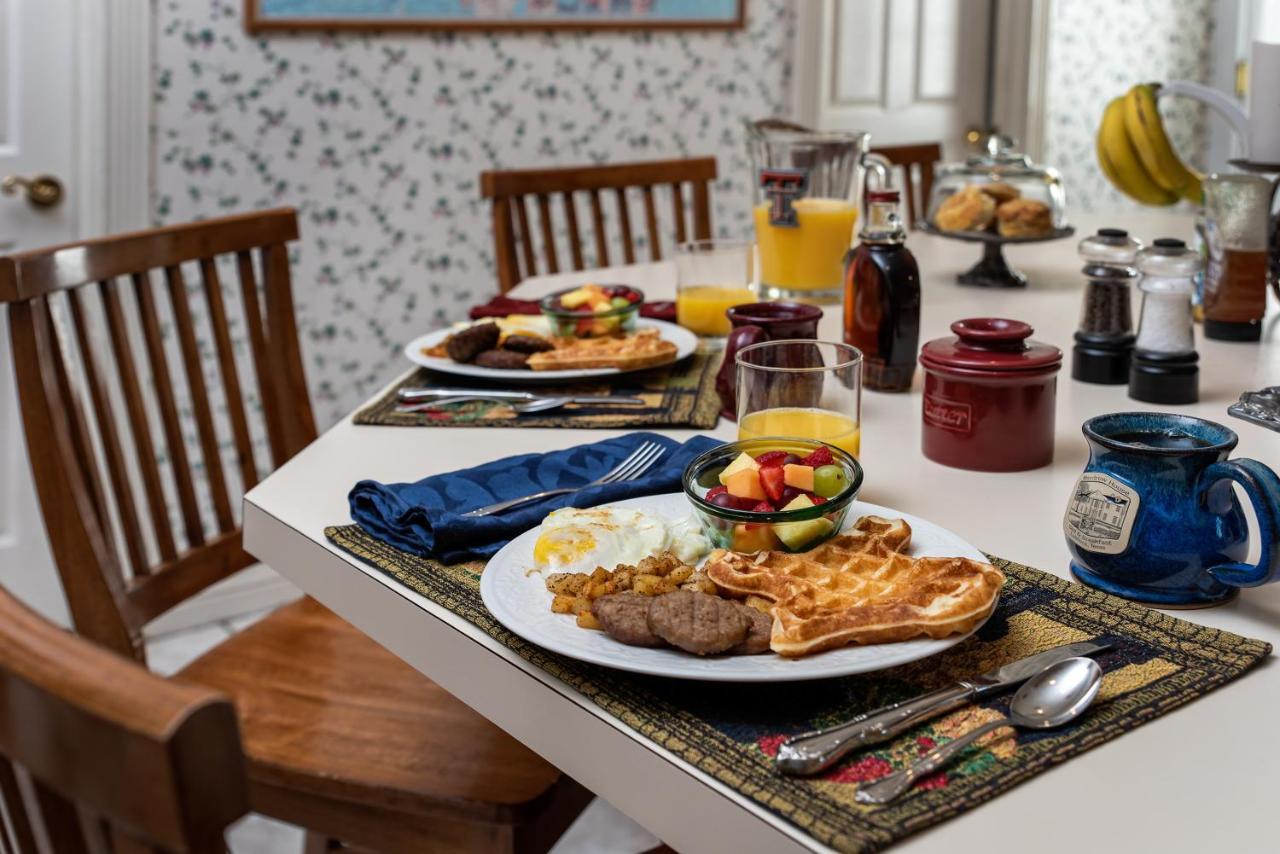 Woodrow House Bed & Breakfast Lubbock Extérieur photo